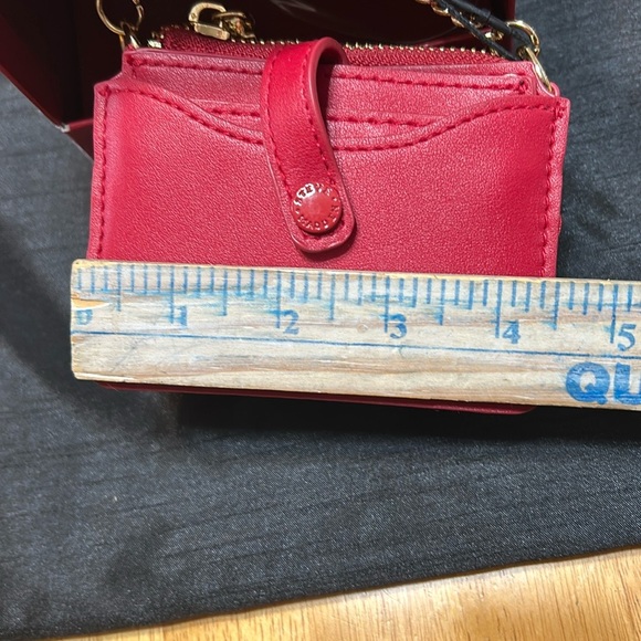 Steve Madden Red Card Case Crossbody - Picture 8 of 8